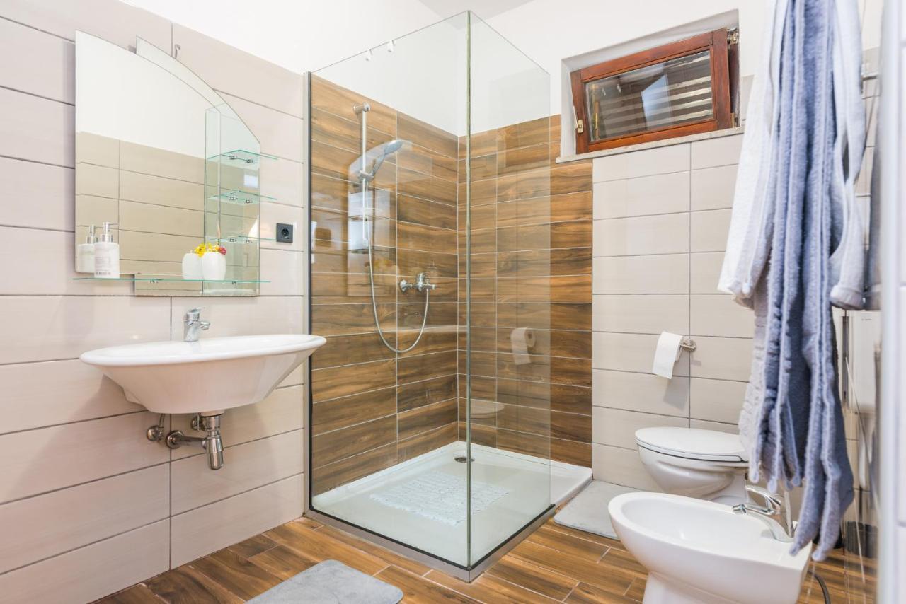 Apartman Chiara Fiume Esterno foto